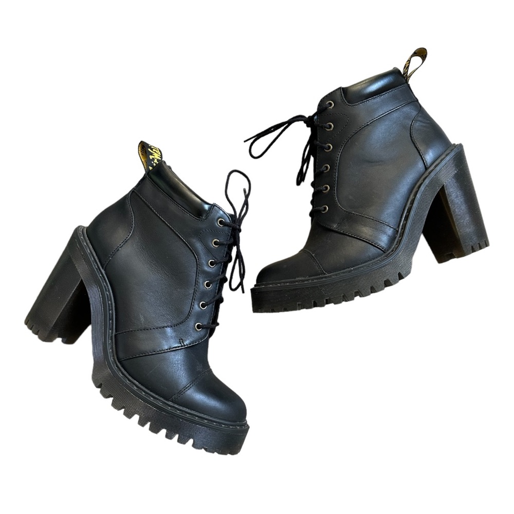 Dr. Martens Black Leather Averil Heeled Lace Up Combat Ankle Boot Womens Size 7